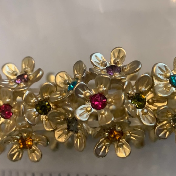 Rain floral gold & multi-colored bracelet NWT - Picture 3 of 5